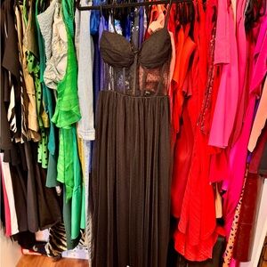 Windsor Black Maxi Dress